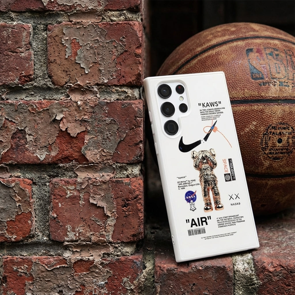 Beige Astronaut Galaxy S26 Case – Space Streetwear Minimal Protective Cover