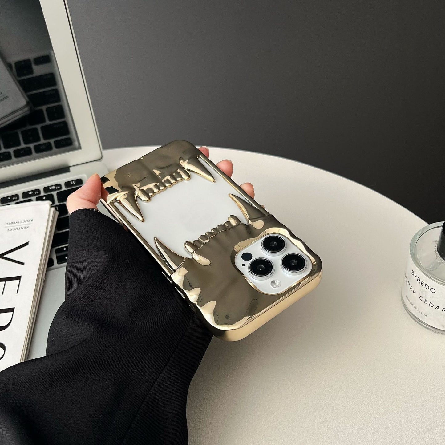 Reflective Phone Case | 3D Hollow Tiger Tooth Design | Gold