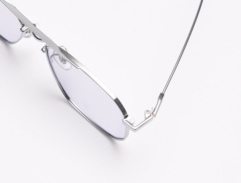 Tear Drop Shaped Fashion Glasses - The Perfect Blend of Style and Function