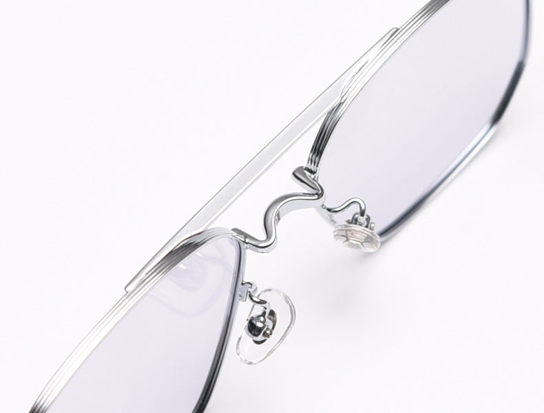 Tear Drop Shaped Fashion Glasses - The Perfect Blend of Style and Function
