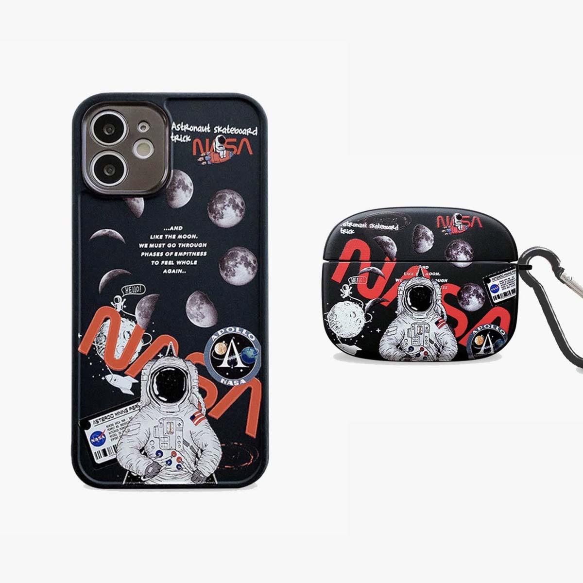 SALE | Black Astronaut Phone & AirPods Case | 2-Pack - SPICEUP