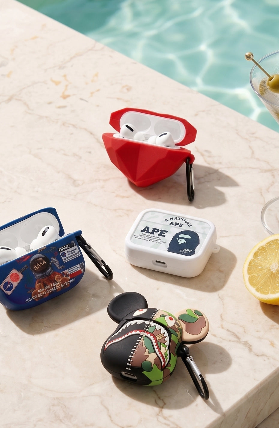 AIRPODS CASE