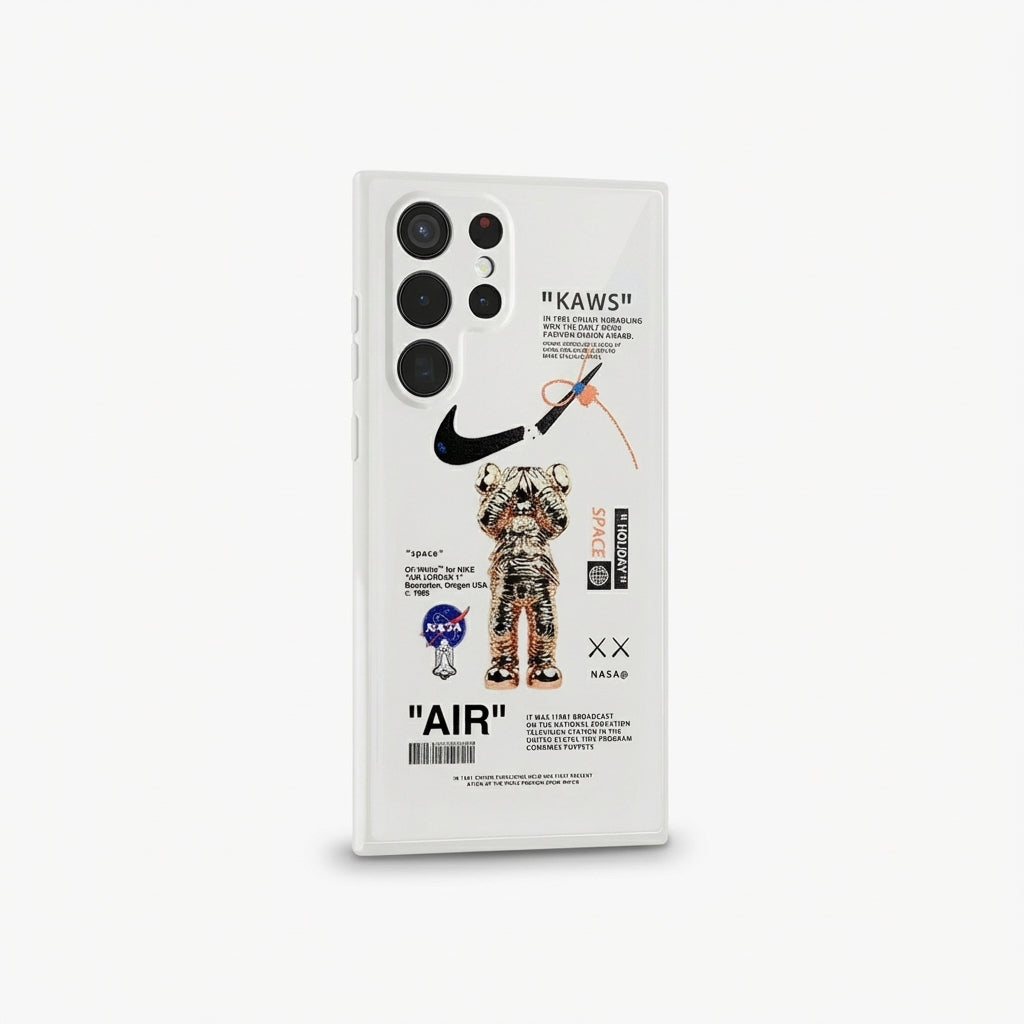 Beige Astronaut Galaxy S26 Case – Space Streetwear Minimal Protective Cover