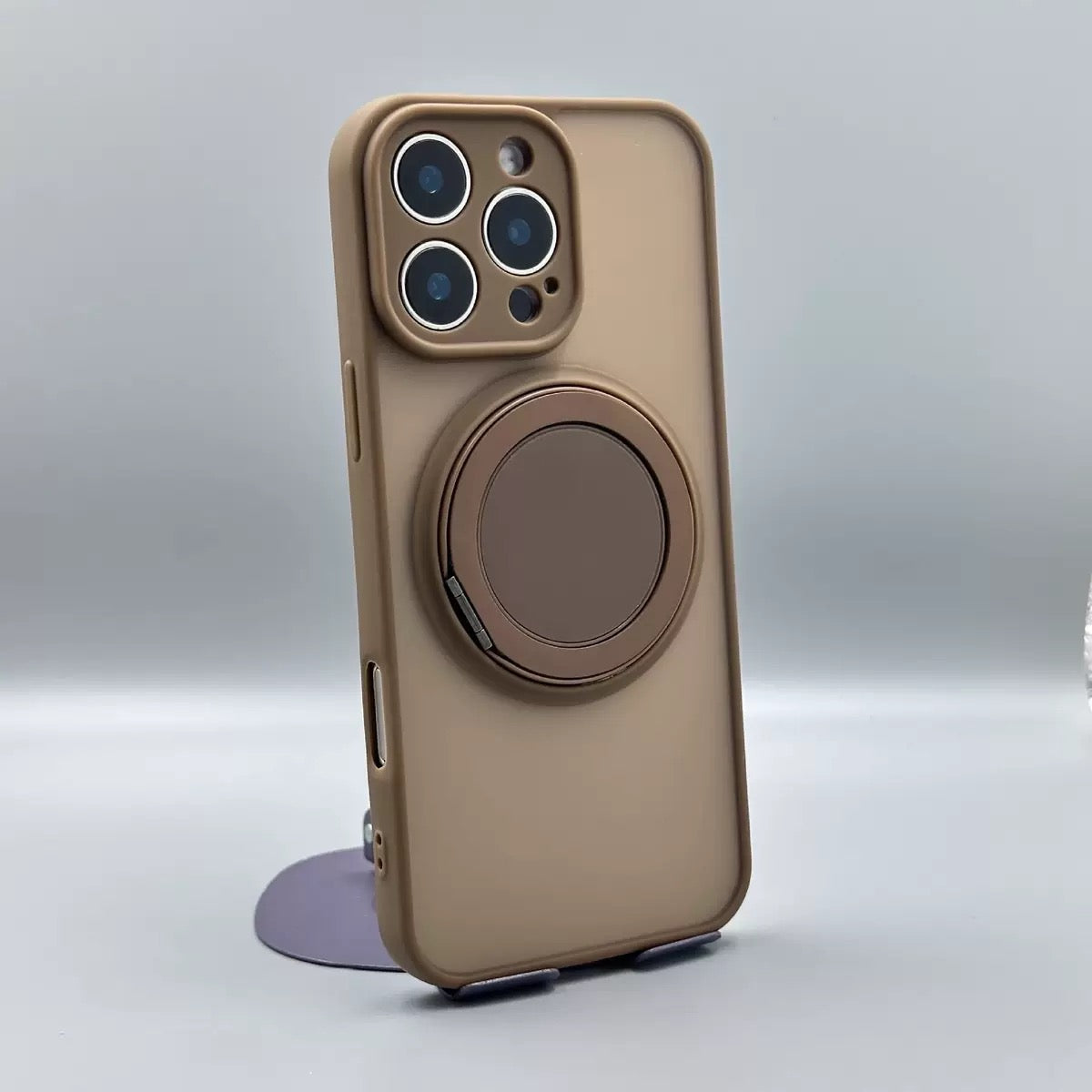 Skin-Feel Silicone Phone Case Ring Stand MagSafe - Golden