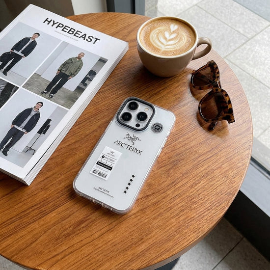 SPICEUP STUDIO | Reflective Phone Case | ARC Black SPICEUP STUDIO | Reflective Phone Case | ARC Black