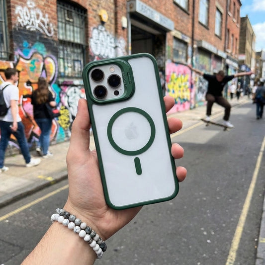 Magnetic Wireless Charging Hard Case | Green with Invisible Kickstand