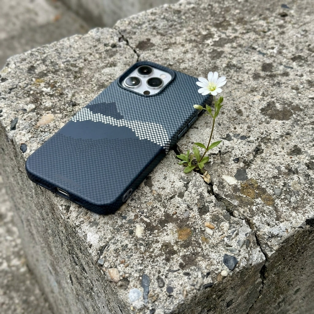 Magnetic Phone Case | Carbon Fiber Case with Kevlar Weave –  Black Mountain Peak