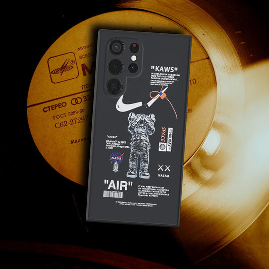 Galaxy Phone Case | Nike x Astronaut Black - SPICEUP