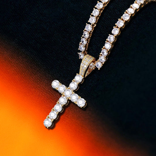 Brilliant Cut Cross Pendant in 14K Gold - SPICEUP